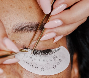 Cils inférieurs